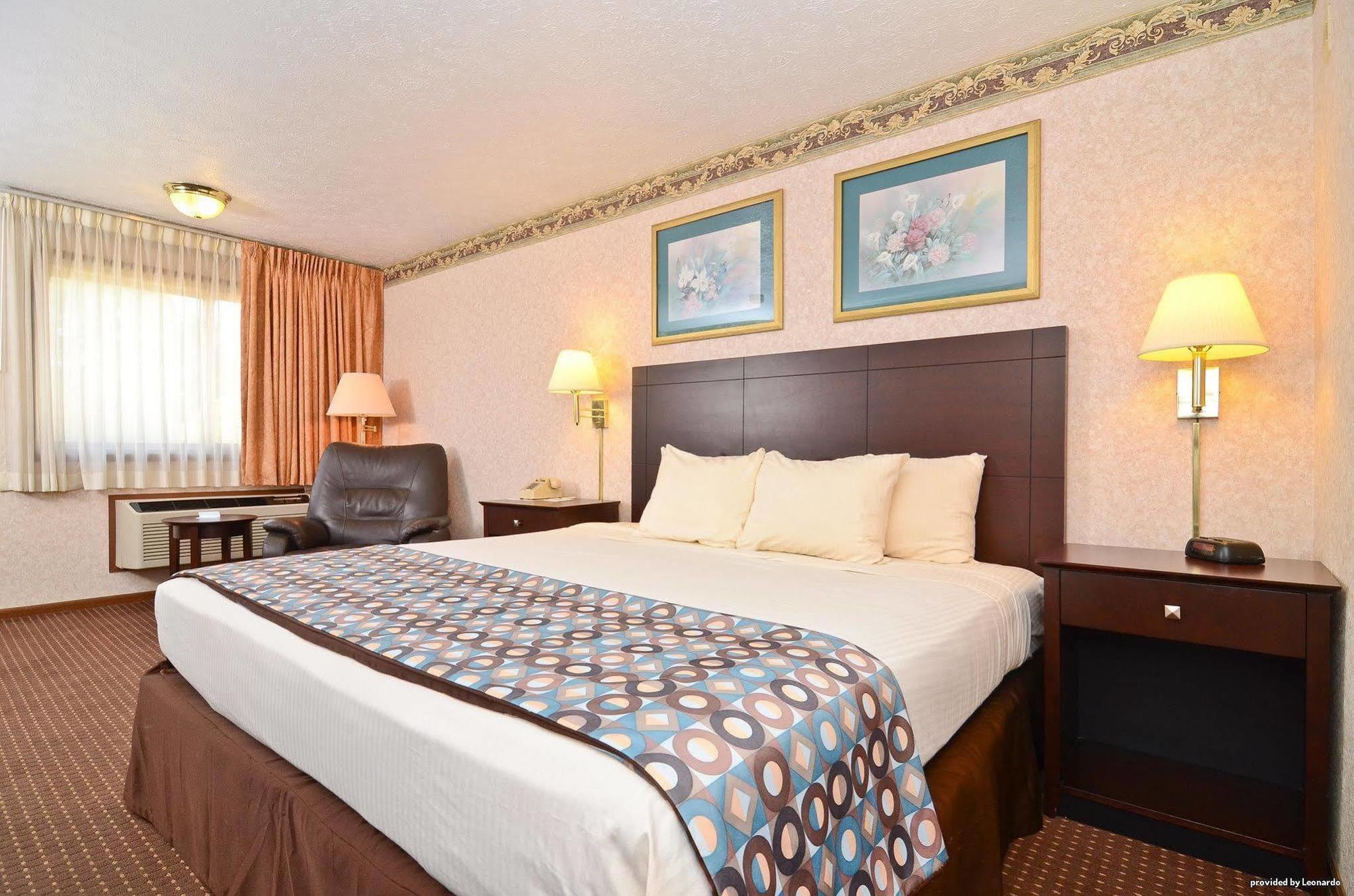 Baymont By Wyndham Danville Il Екстер'єр фото