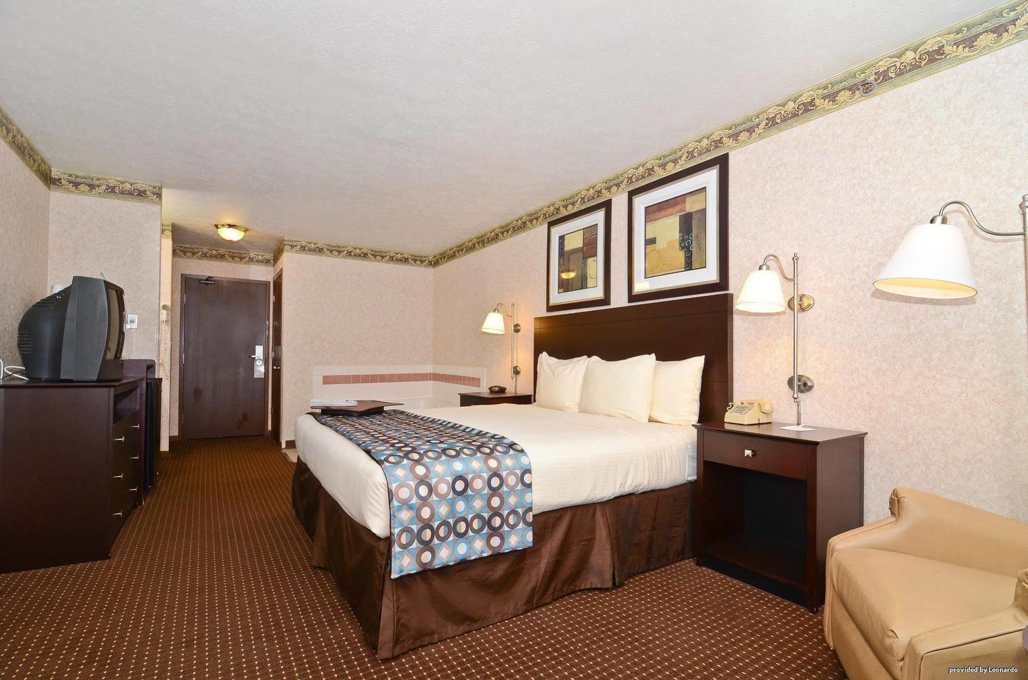 Baymont By Wyndham Danville Il Екстер'єр фото