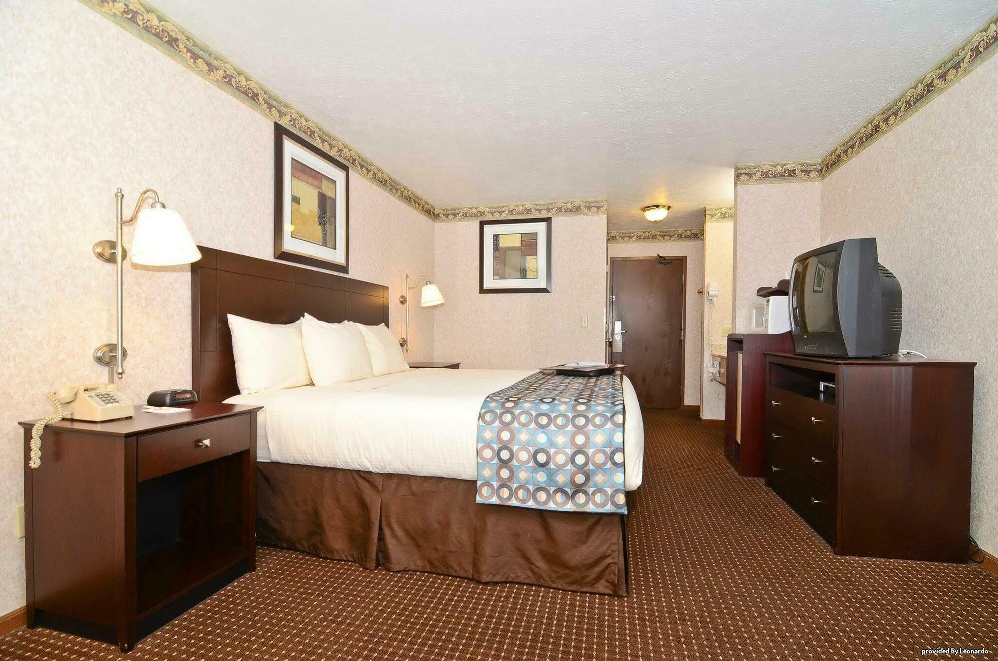 Baymont By Wyndham Danville Il Екстер'єр фото